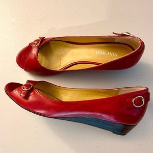 Nine West Size 7 1/2M Red Peep-toe Flats with Mini-Wedge Heel.